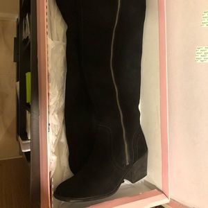 Knee length suede boots